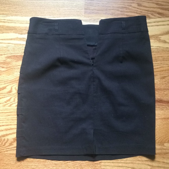 Black Skirt - Picture 2 of 2